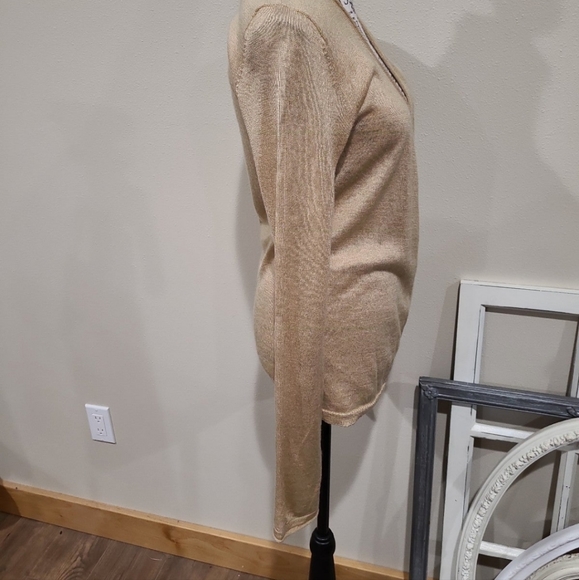 Tex by Max Azria women size Med. FINE knit, wool blend,  faux wrap sweater - Picture 5 of 10